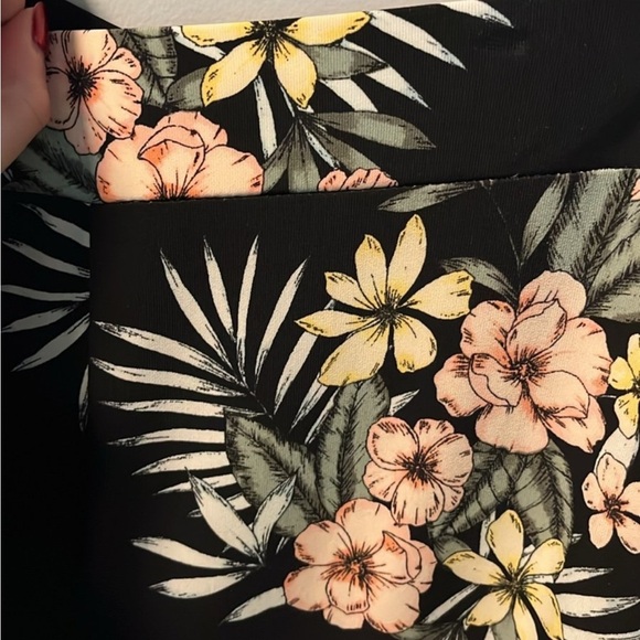 Floral Roz & Ali pants - Picture 4 of 9